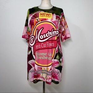 Moschino cut flowers SS17 tee